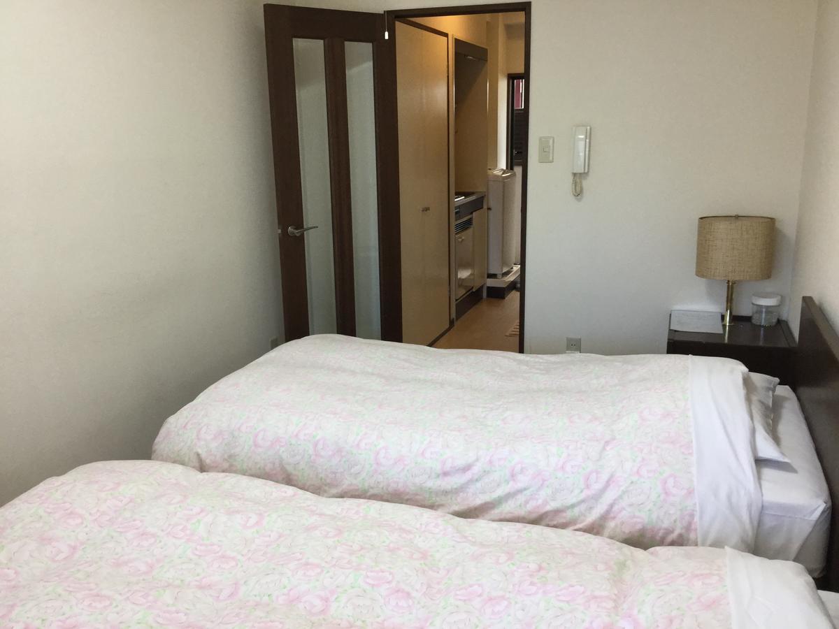 Business Inn Grandeur Футю Экстерьер фото